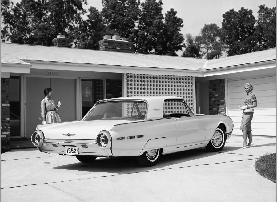  Ford Thunderbird Convertible 1961 года  (фото 10 из 12)